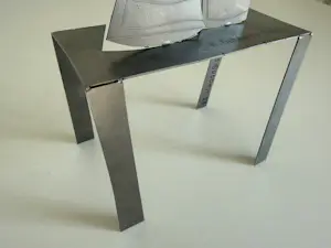 Klaas Gubbels - Handgesigneerde 'staande tekening' / stalen sculptuur | 2023 (GROOT) kopen? Bied vanaf 20!