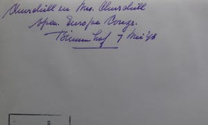 Niet of onleesbaar gesigneerd - Churchill bezoekt Den Haag kopen? Bied vanaf 10!
