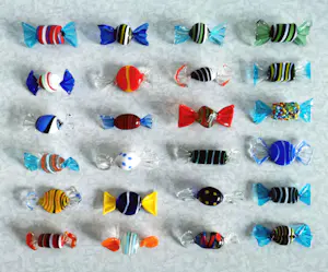 AcheterSeguso - 24x Murano Glas Snoepjes / Bonbons / Sweets - Vintage Kunst Venetië? Enchérissez de 70!