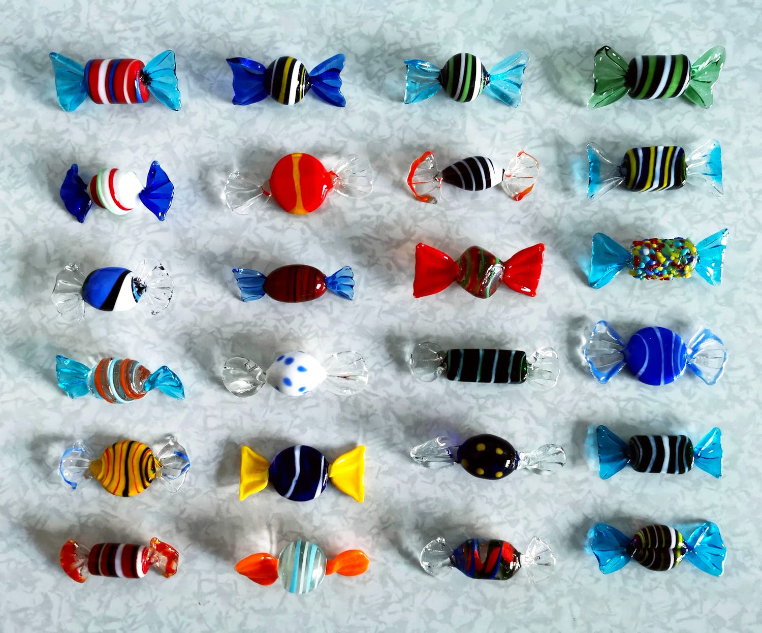 Seguso - 24x Murano Glas Snoepjes / Bonbons / Sweets - Vintage Kunst Venetië verkocht voor € 70!