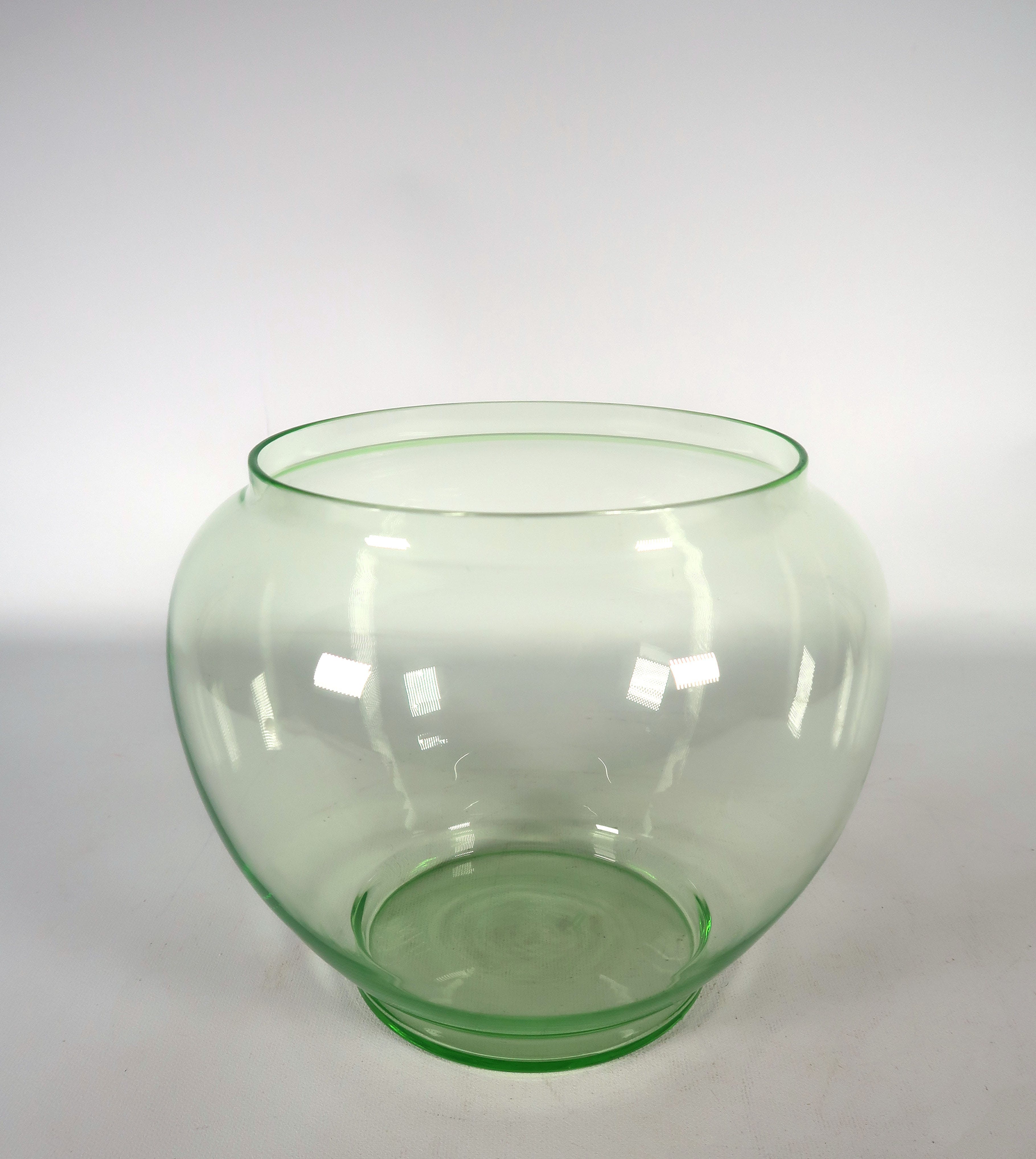 Chris Lanooy - Glas, Groot formaat annagroen vaas voor Leerdam verkocht voor € 60!