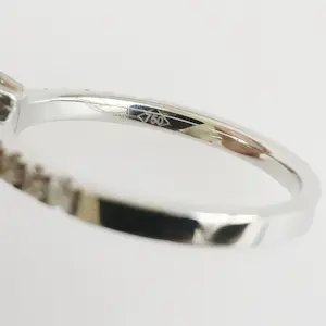 AcheterDiamanten solitaire ring? Enchérissez de 2650!
