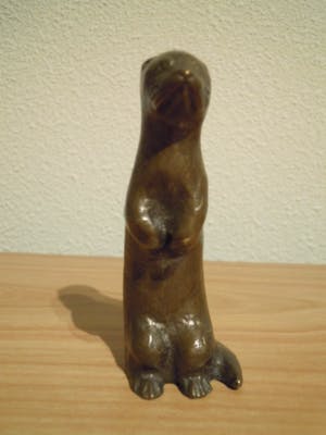 Niet of onleesbaar gesigneerd - Zwaar gesigneerd bronzen beeldje van een BEVER kopen? Bied vanaf 1!