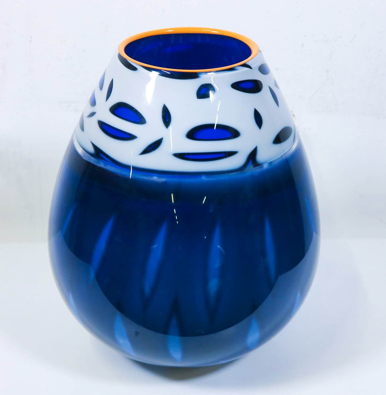 Peter Bremers - Zware glazen vaas / object, Lifu 1996 kopen? Bied vanaf 700!