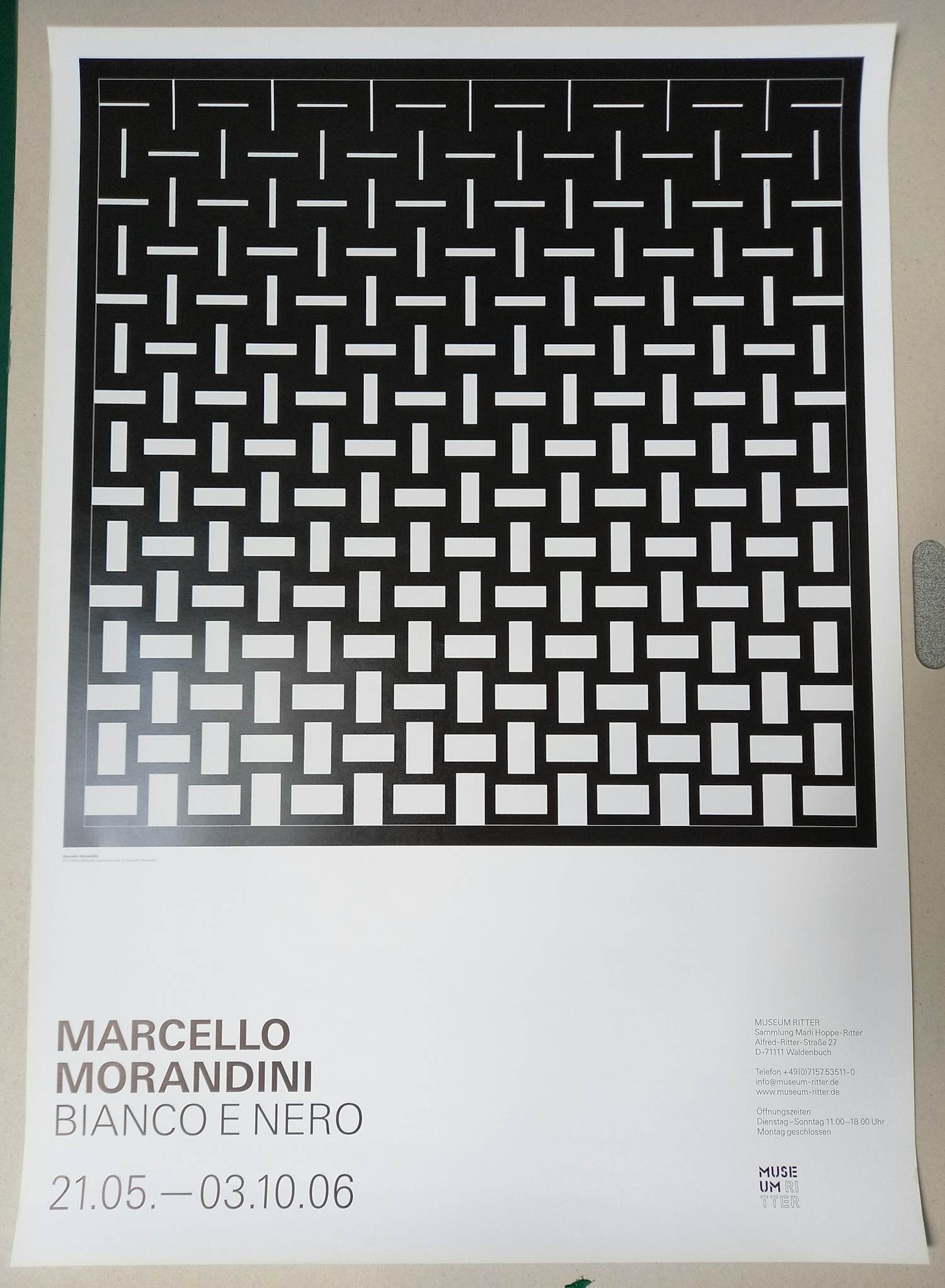 Marcello Morandini - Bianco e Nero - Ausstellungsplakat Museum Ritter 2006 kaufen? Bieten Sie von 50!