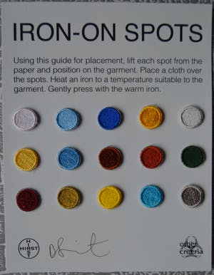 Damien Hirst - Iron On Spots kopen? Bied vanaf 60!