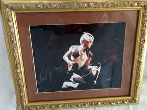 Kleurenfoto uit 2009, Sirgid Colomyès, Gesigneerd " Charles Jude" verkocht voor € 1!