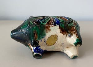 Niet of onleesbaar gesigneerd - Workumer Kerfsnij Aardewerken Spaarvarken kopen? Bied vanaf 1!