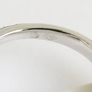 Smaragd- en diamanten ring kopen? Bied vanaf 955!