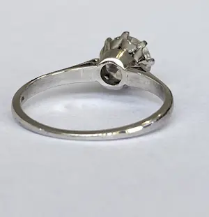 14 kt witgouden art deco solitair 1.14 crt verlovsring kopen? Bied vanaf 2000!