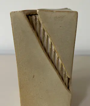 Niet of onleesbaar gesigneerd - Studio keramisch object kopen? Bied vanaf 10!