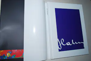 Jan Latinne - 2x: gesigneerde hardcover met tekening & lijvige gids 2001 kopen? Bied vanaf 50!