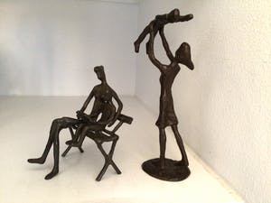 Bodrul Khalique - Twee sculpturen “ MOEDER EN KIND “ kopen? Bied vanaf 65!
