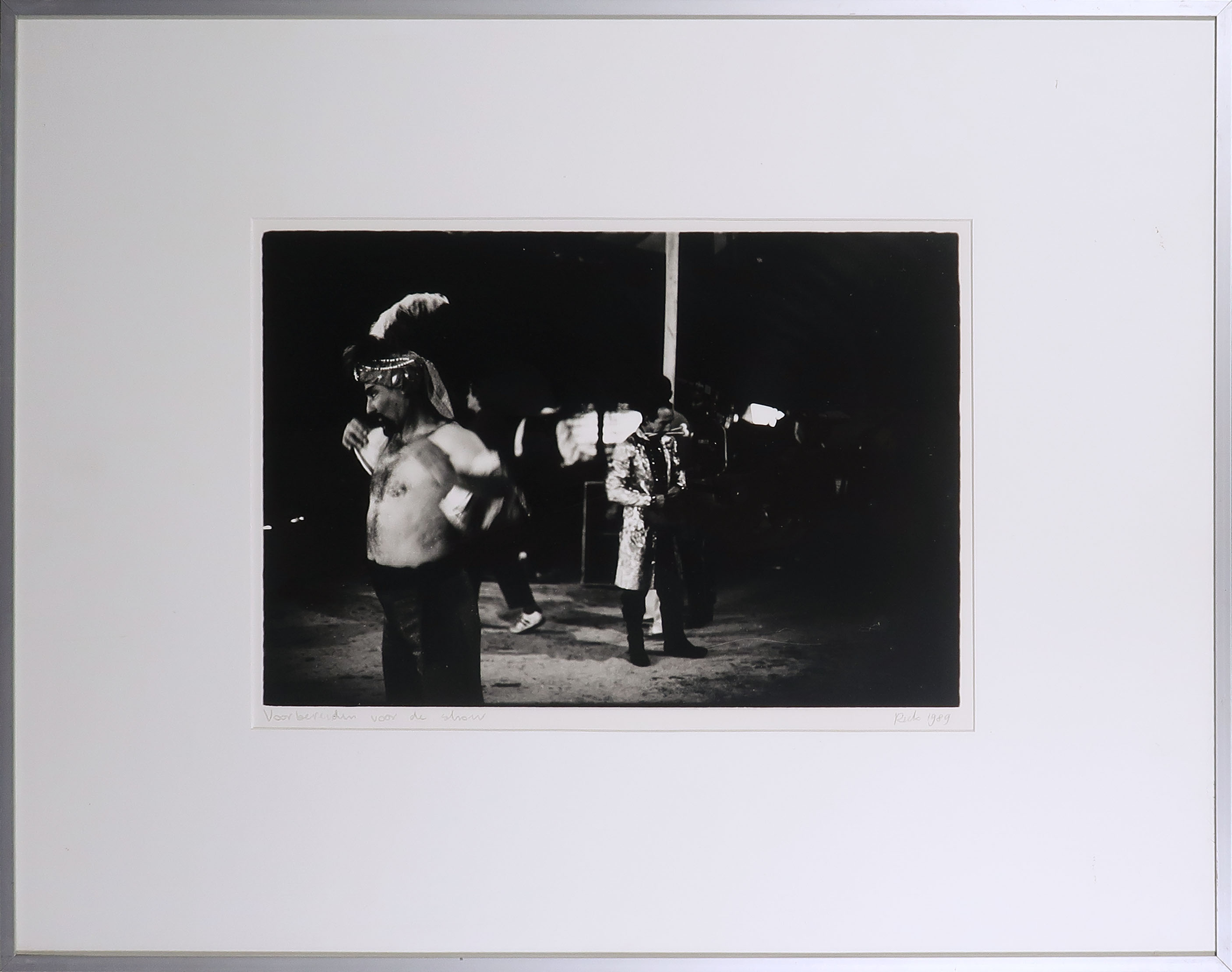 Niet of onleesbaar gesigneerd - Silverprint, Voorbereiden voor de show - Ingelijst kopen? Bied vanaf 1!