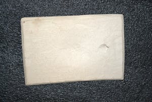 Niet of onleesbaar gesigneerd - reliëf van een naakte zwangere vrouw kopen? Bied vanaf 1!