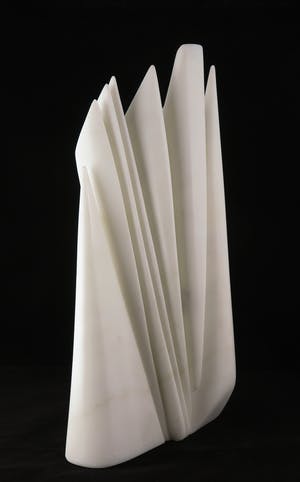 Buy Pablo Atchugarry - Uniek Carrara marmeren sculptuur, Senza titolo? Bid from 12000!