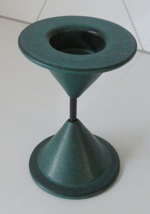 Cor Unum - Diabolo kandelaar ontwerp Theo Potmeer en Bart-Jan Reeser in 1991 kopen? Bied vanaf 1!