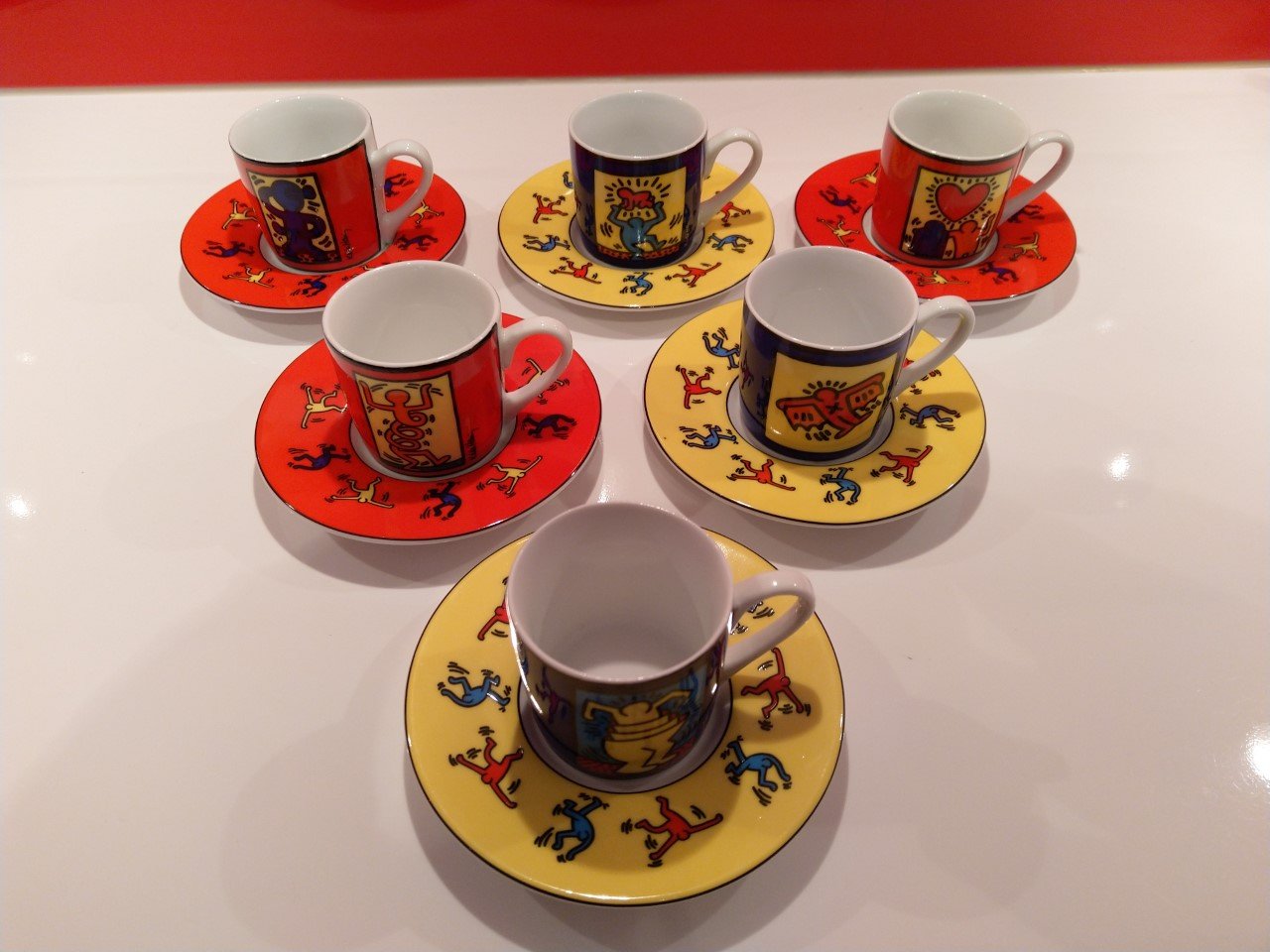 AcheterKeith Haring - Complete collectie Könitz espresso kopjes blauw / rood (style 1 t/m 6)? Enchérissez de 150!