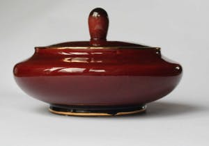 Niet of onleesbaar gesigneerd - aardewerk schaal met deksel - gemerkt 205 Germany kopen? Bied vanaf 1!