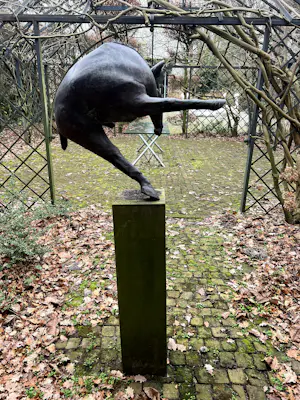 Jos Dirix - indrukwekkend bronzen beeld van een paard kopen? Bied vanaf 2000!