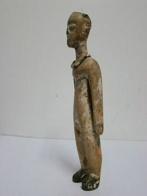 Dogon - 171011 - Tribal used African Venavi Ewe figure with old beads - Ghana. kopen? Bied vanaf 1!