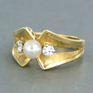 18k bicolour gouden ring met parel en diamant 0.30ct - rm 17.25(54) kopen? Bied vanaf 575!