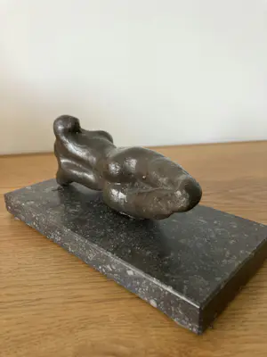 Brons (Onbekend) - Liggende vrouw kopen? Bied vanaf 60!