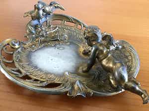 Jugendstil vide poche /visitekaartjes of sieradenschaaltje.WMF as. verkocht voor € 85!