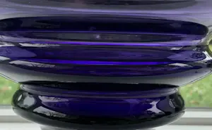 Siem van der Marel - Getrapte paars kristallen kom met massieve kristallen bodem kopen? Bied vanaf 75!