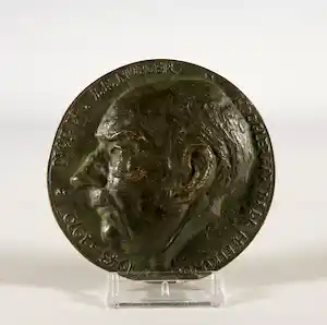 Niel Steenbergen - Bronzen penning t.g.v. het afscheid van prof. dr. J.F. Nuboer verkauft für € 80!