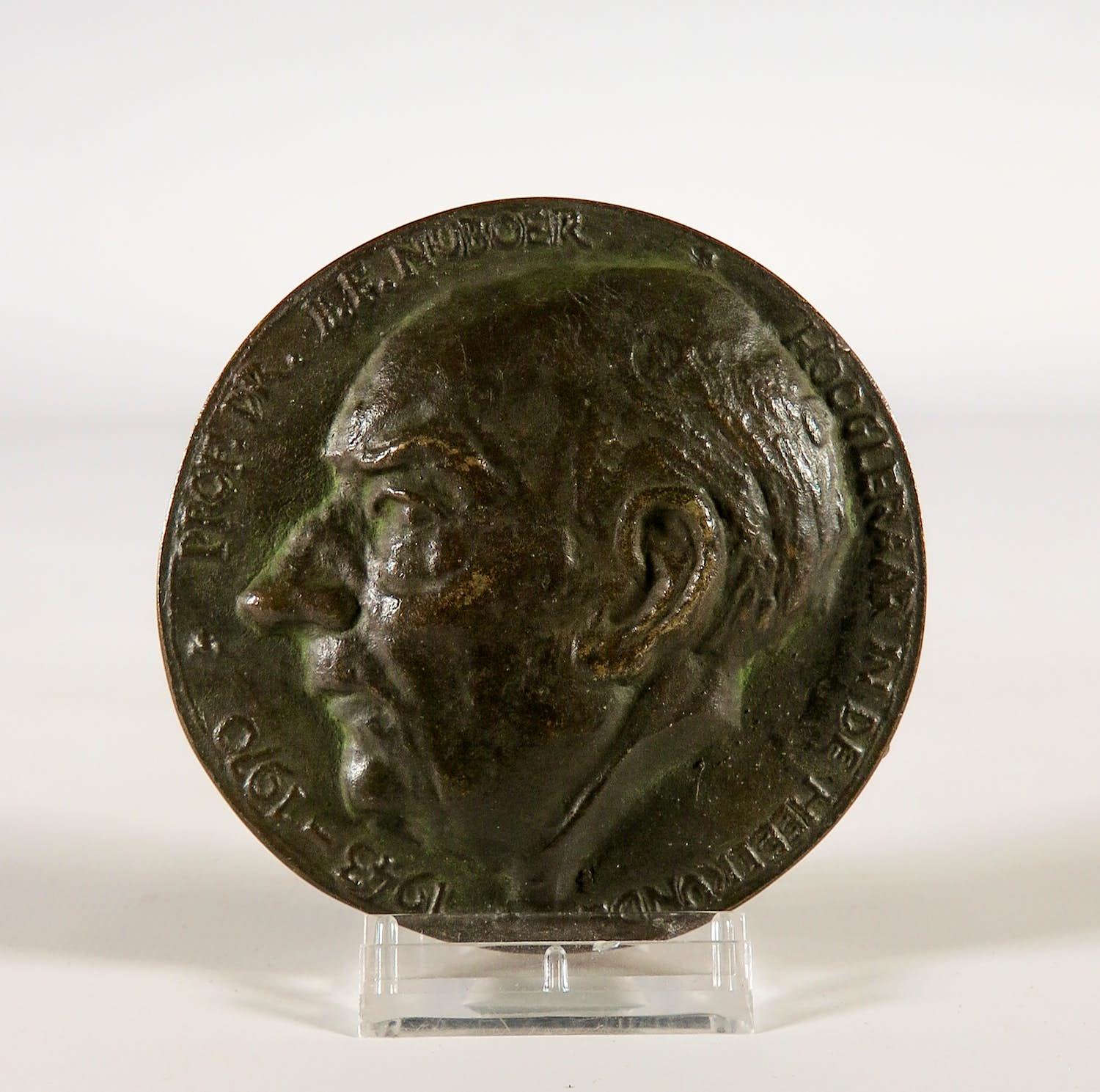 Niel Steenbergen - Bronzen penning t.g.v. het afscheid van prof. dr. J.F. Nuboer kopen? Bied vanaf 100!