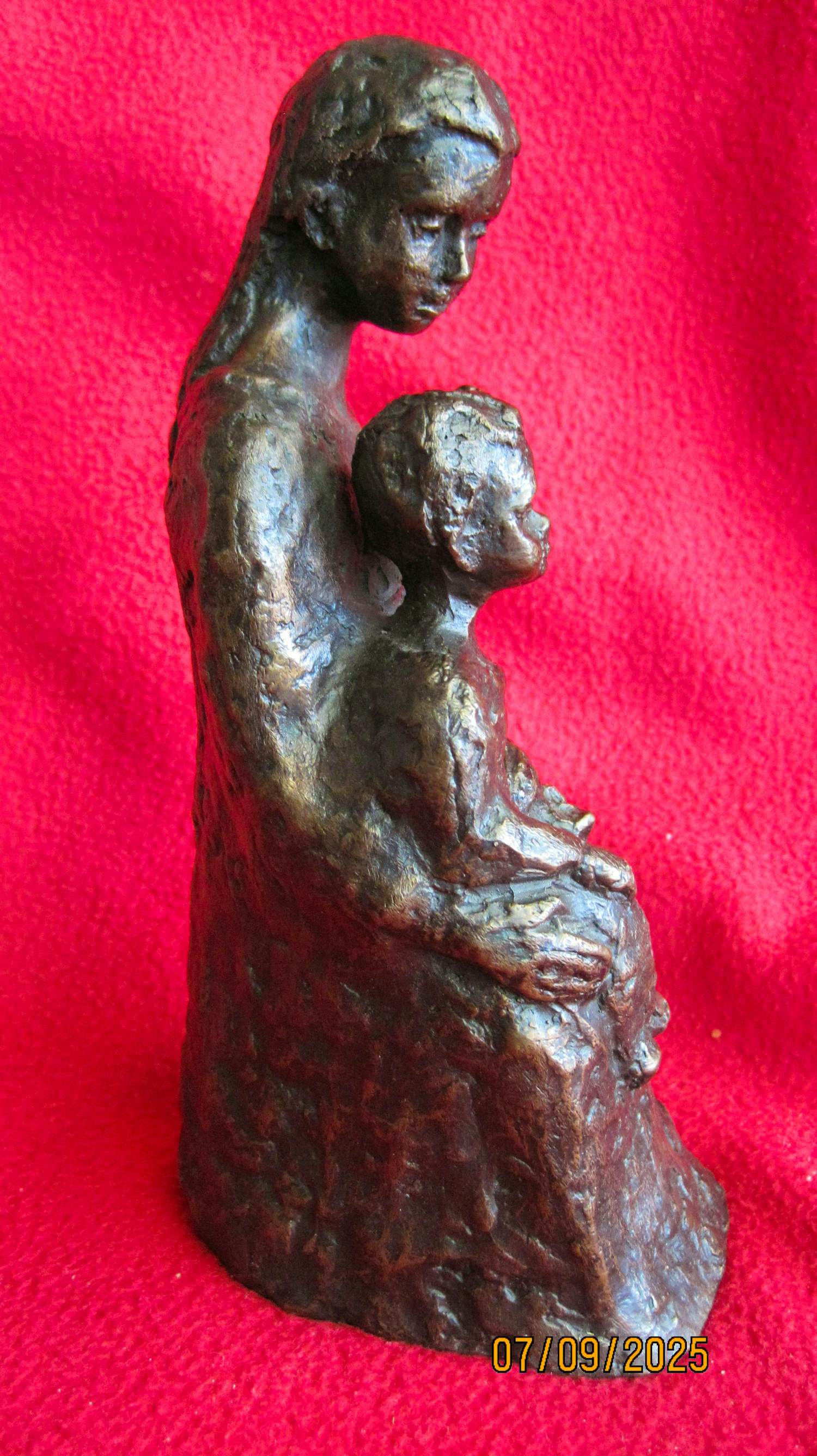 Buy Onbekend - Moederliefde? Bid from 55!