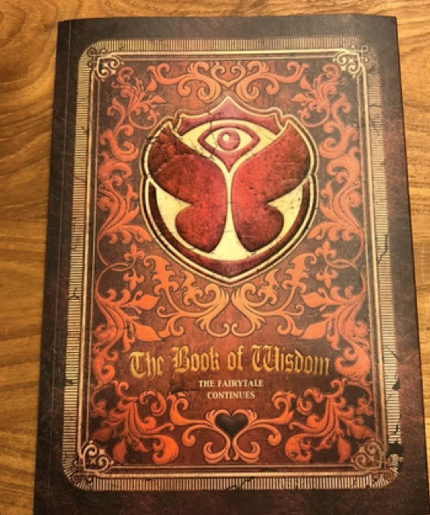 Diverse kunstenaars - Tomorrowland Edition 2012 AVICI The Book Of Wisdom kopen? Bied vanaf 20!