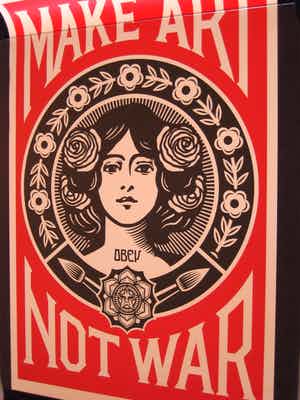 Shepard Fairey - Make Art Not War. verkauft für € 10!