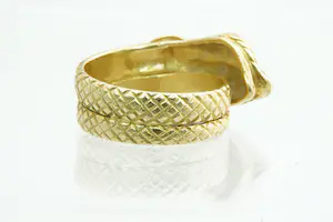 8 - Mooi bewerkte, massief 18 krt geel gouden slangen-ring - grote maat! kopen? Bied vanaf 560!