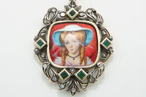 43 - Antieke 18 krt gouden en 1e geh. zilveren hanger met emaille en diamant kopen? Bied vanaf 270!