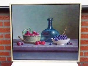 Hans Habraken - Stilleven druiven, pruimen, en een fles. kopen? Bied vanaf 795!