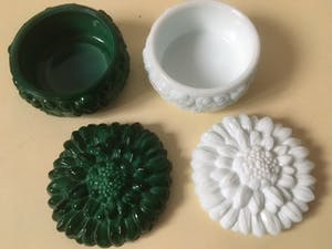 Frantisek Pazourek - 2 Art Deco dekseldozen kopen? Bied vanaf 44!