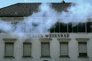 Roman Signer - 2 items uit de serie point d'ironie kopen? Bied vanaf 1!