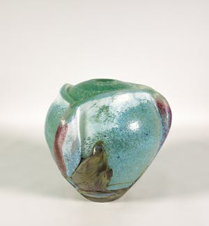 Jean Claude Novaro - Bijzondere glazen vaas met lusterglazuur kopen? Bied vanaf 200!