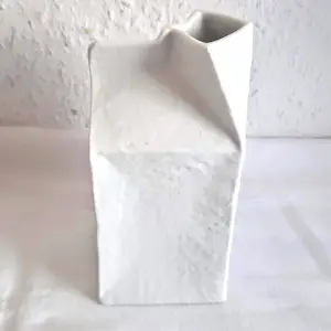 Rosenthal - 3 Designer Porzellan Vasen Studio-Line, Pollo, Papiertüte, Milchkarton 70erJahre kopen? Bied vanaf 140!