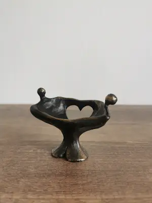 Ger van Tankeren - Sculptuur HEARTBEAT kopen? Bied vanaf 45!