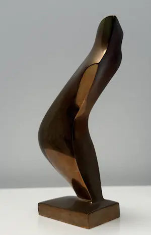 Cor Jong - Bronzen sculptuur | 'Torso' kopen? Bied vanaf 500!