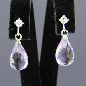 18K Goud - witgouden oorhanger bezet met amethist en briljant geslepen diamant verkocht voor € 325!