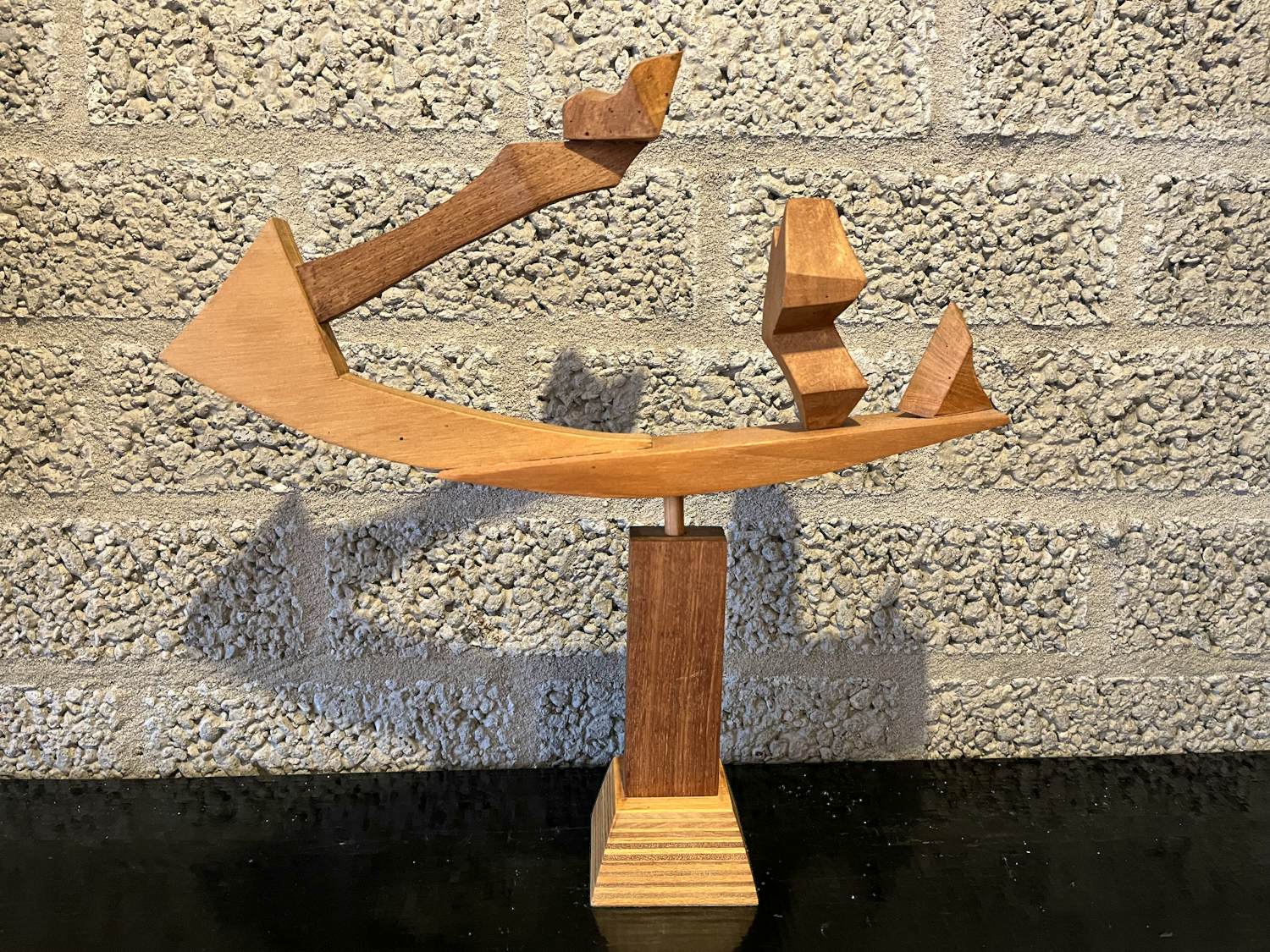 Teun Renes - Blank houten object verkocht voor € 75!