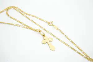 70 - Fijn 20Krt geel-gouden figaro collier & met mooi bewerkte kruis hanger kopen? Bied vanaf 145!