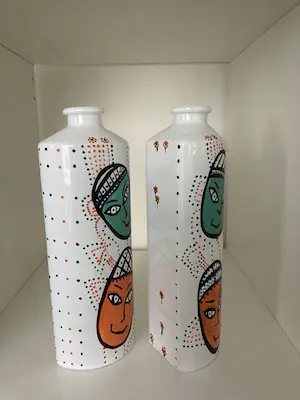 Marianne Bey - Twins kopen? Bied vanaf 1!