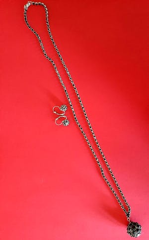 Curiosa - Vintage sieraden - jaren 1965 kopen? Bied vanaf 1!