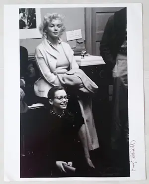Roy Schatt - Marilyn Monroe im Actors Studio mit Susan Strasberg, New York - 1955 - signiert kopen? Bied vanaf 1500!