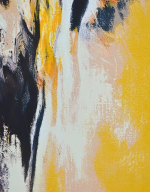 Mattie Schilders - Gele rotsen als wolken om een bergtop - Ingelijst - Groot kopen? Bied vanaf 50!